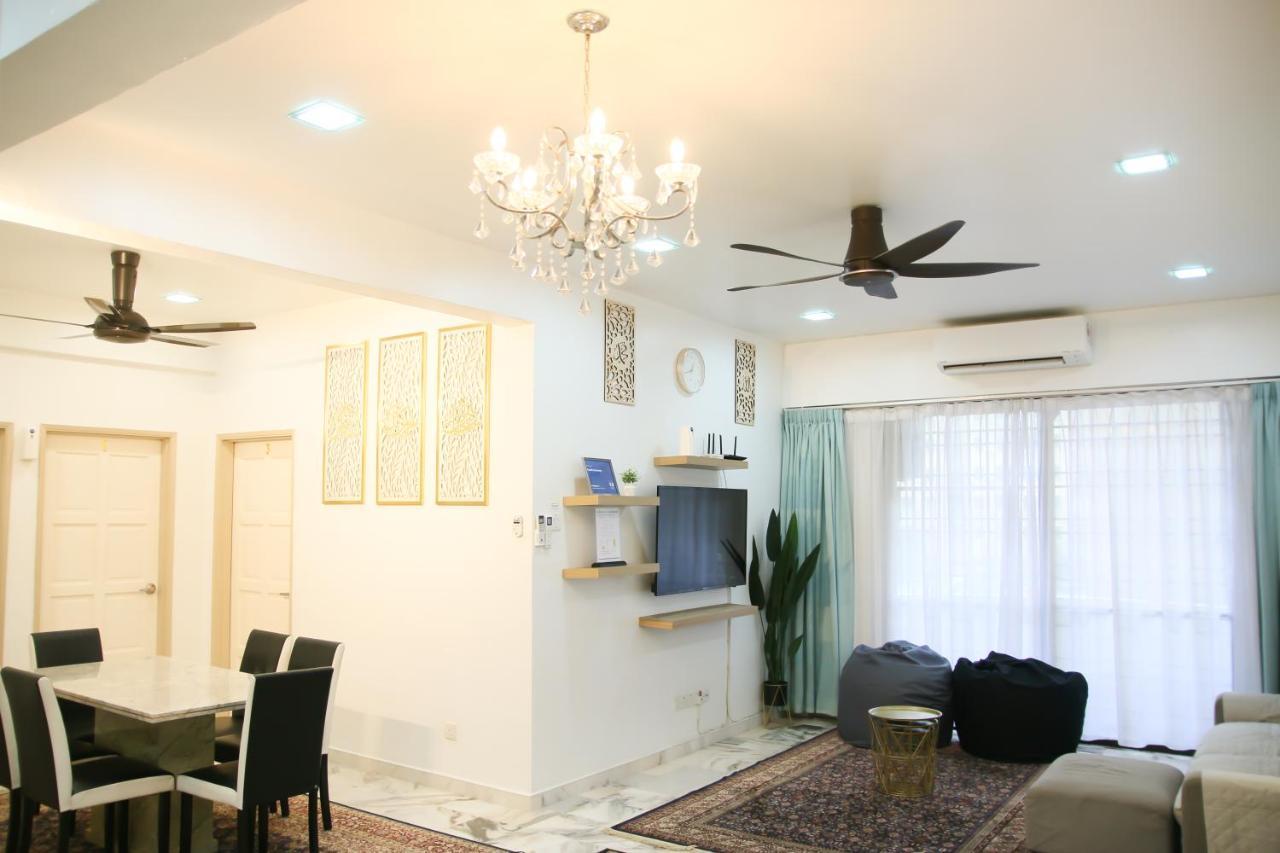Puteh Homestay Shah Alam Exterior photo
