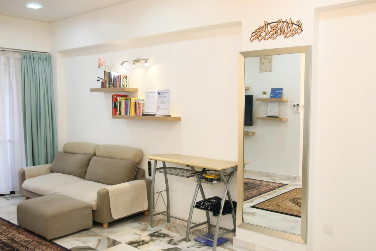 Puteh Homestay Shah Alam Exterior photo